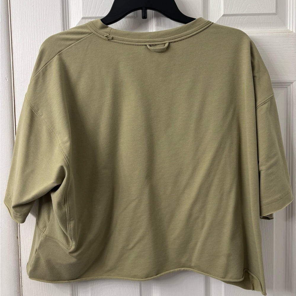 Hugoome Oversized Cropped Athletic Short Sleeve Top Olive Green Women’s Size XL - Picture 3 of 7